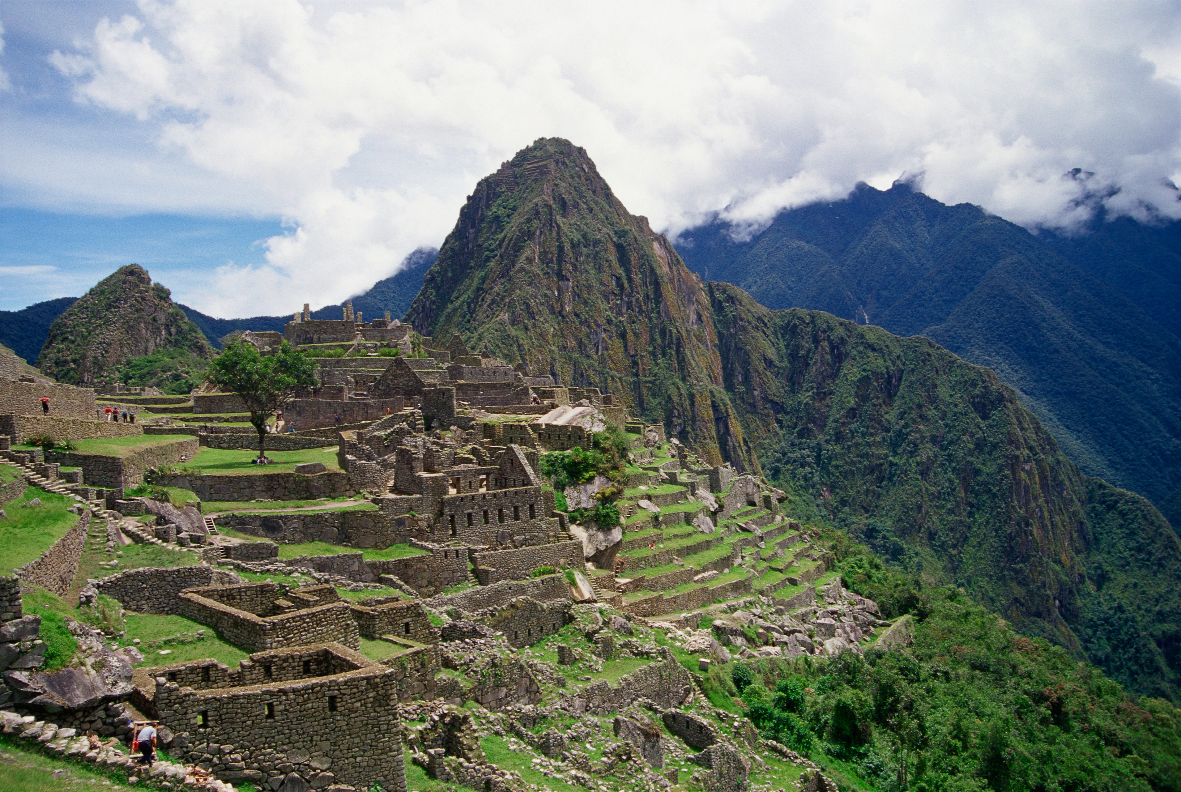 Día 5:  VALLE SAGRADO –  MACHU PICCHU