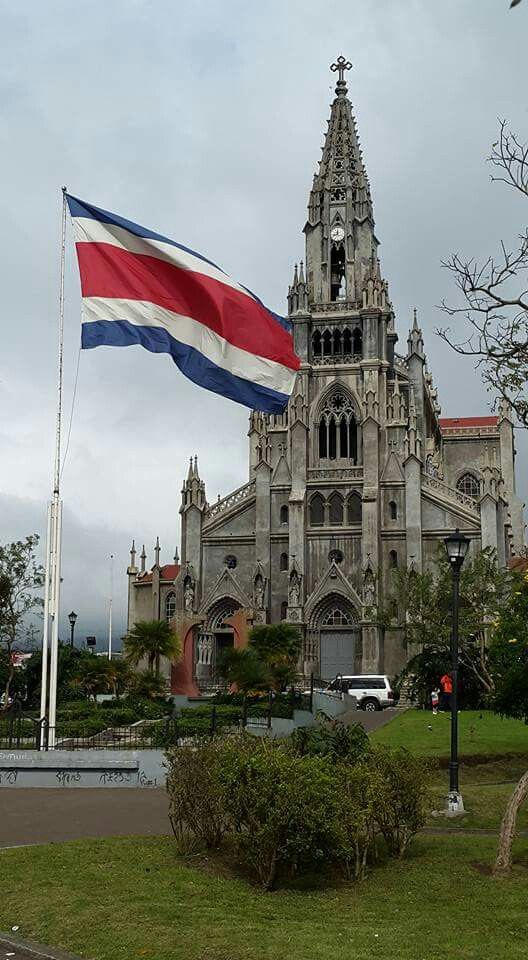 Día 1: SALIDA DE MONTERREY