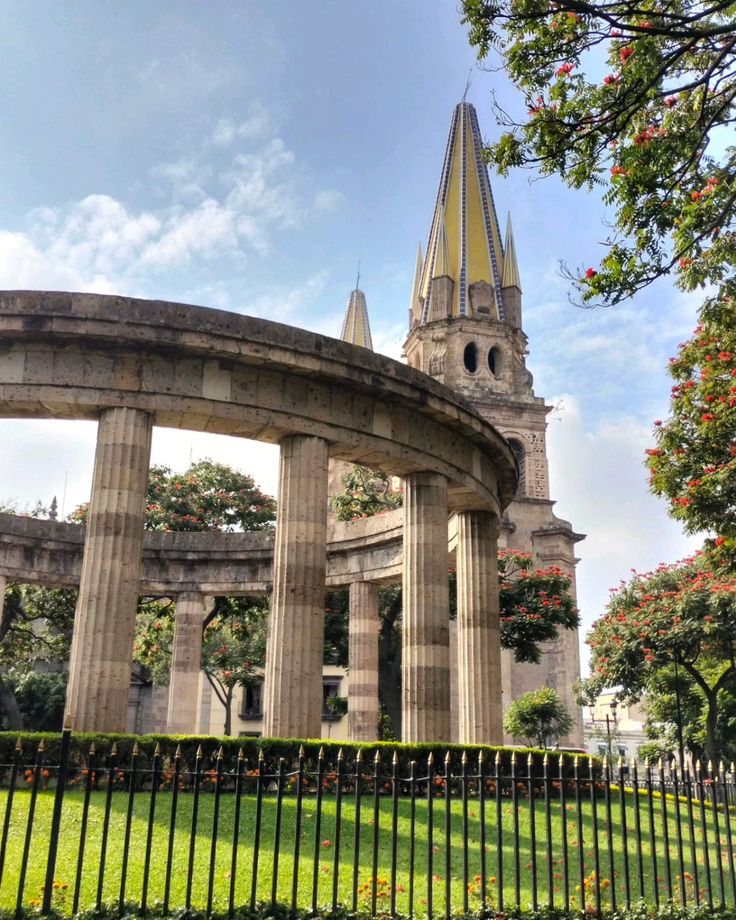 Día 1: GUADALAJARA